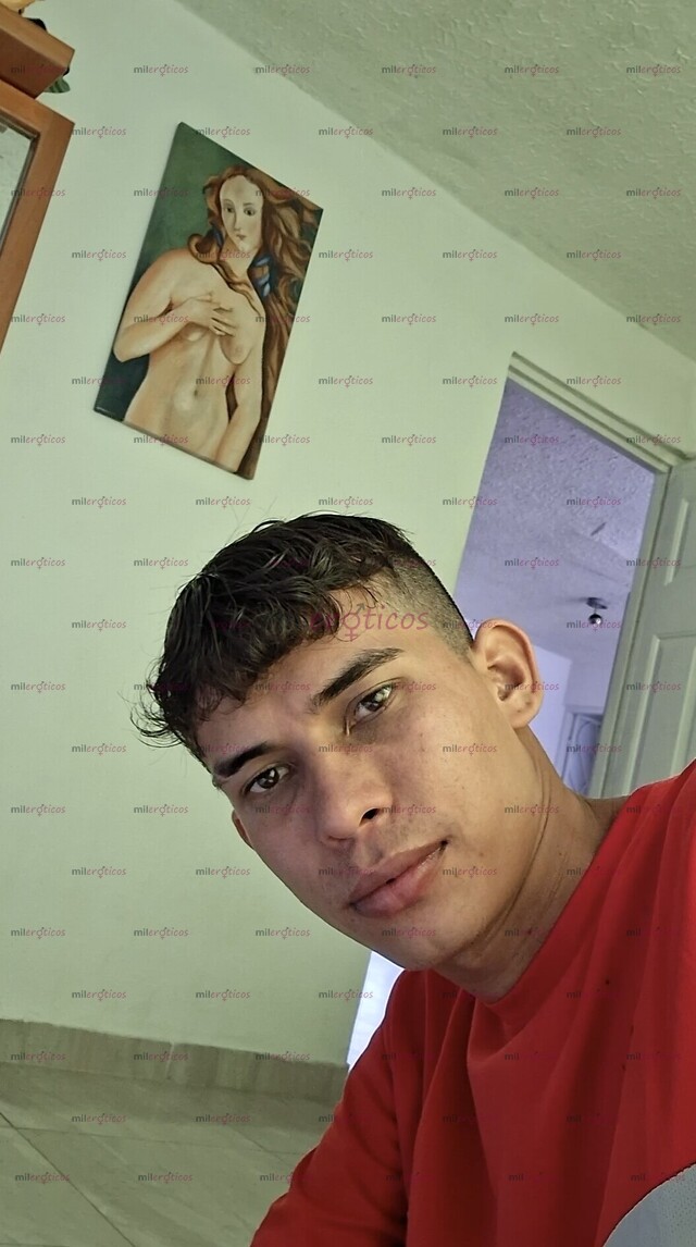 FOTOS DE VIDEO LLAMADAS, PACKS EXCLUSIVOS Y CHARLAS EMOCIONANTES!