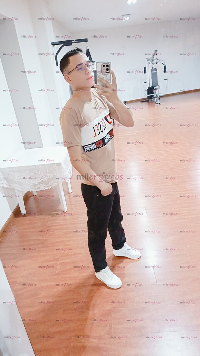 FOTOS DE HELLO SOY DANIEL Y ESTOY PARA LO QUE NECESITEN ESCRIBEME