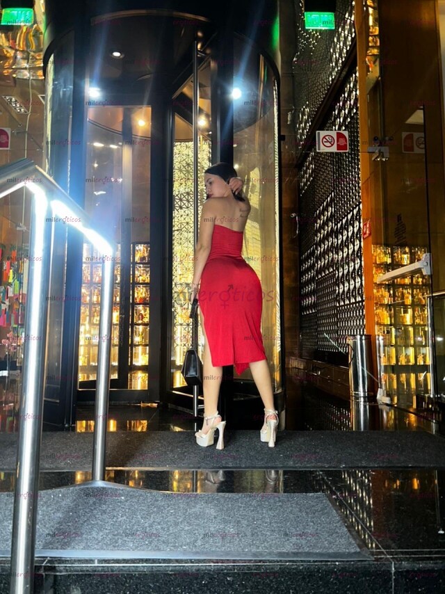 FOTOS DE FLACA PETIT CARA BONITA CON RICAS NALGAS Y TETAS