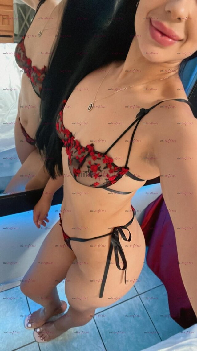FOTOS DE SENSUAL BARBARA UNA EXQUISITA FLAQUITA MUY ARDIENTE SUPER CALIENTE PAPI LLÁMAME