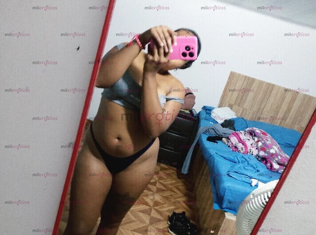 FOTOS DE HOLA! SOY ZOE UNA MORENA RECIÉN LLEGADA A PASTO