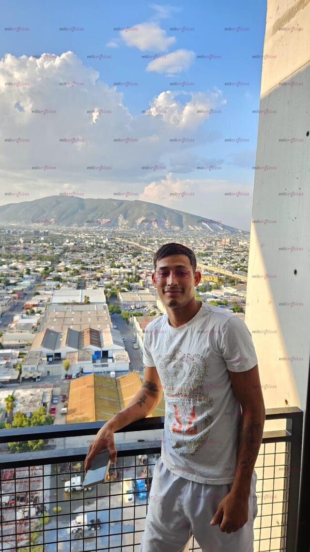 FOTOS DE HOLA BUENAS VENEZOLANO LISTO PARA COMPLACERTE Y HACER DE DISFRUTES UN MOMENTO IN