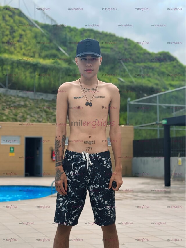 FOTOS DE MORENO TWINK VERGON MORBOSO Y LECHERO 21CM