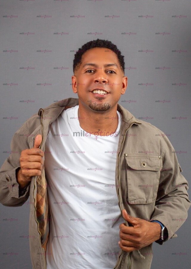 FOTOS DE CUBANO PITUDO DE 23 CM ACTIVO!!! DISPUESTO A COMPLACERTE