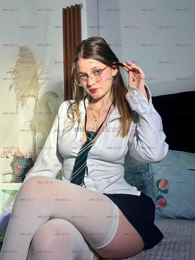 FOTOS DE SOY IVY , PEQUEÑA JOVEN, SEXY, DIVERTIDA, HOT Y ATENTA.