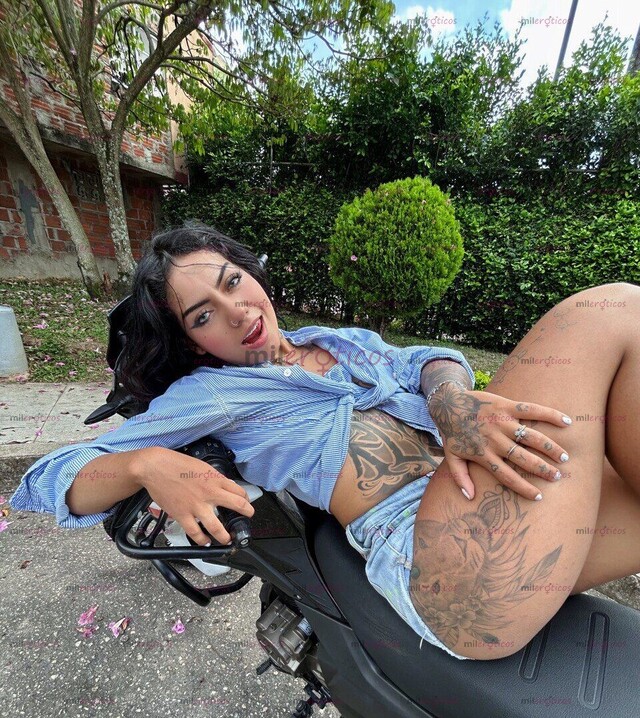 FOTOS DE MÍA NINFÓMANA, VEN PARA COMERNOS RICO Y DELICIOSO