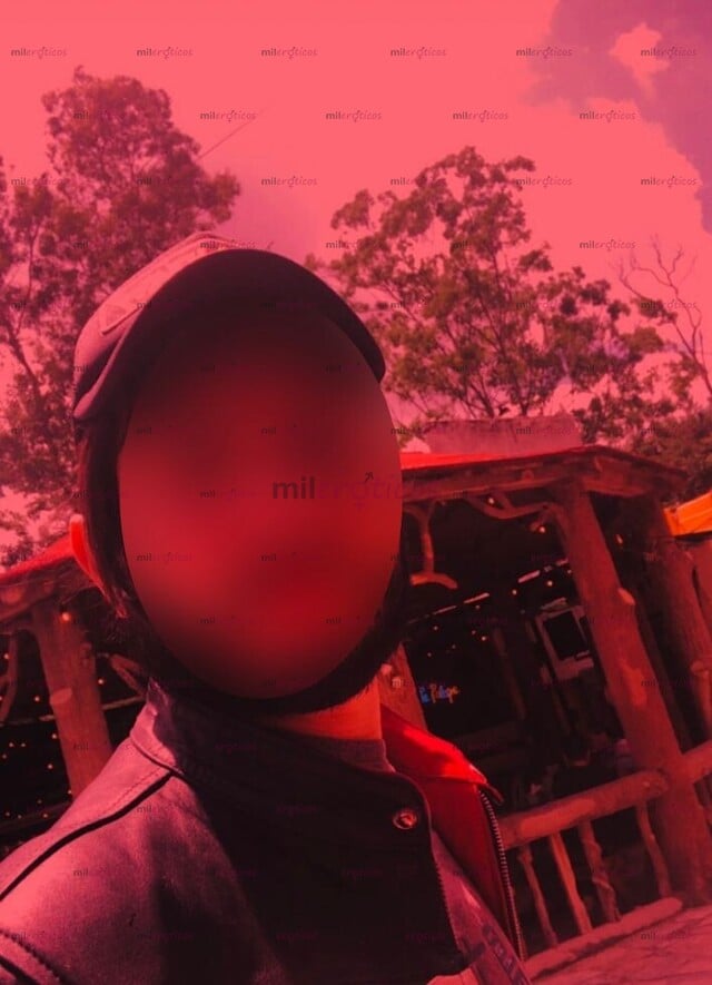 FOTOS DE ERIK CHICO HOT GANOSO DISPUESTO PARA TI BUSCO TRANS