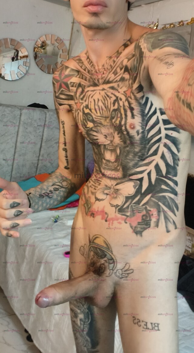 FOTOS DE FLACO VERGON ACTIVO MORBOSO BLANCO TATUADO