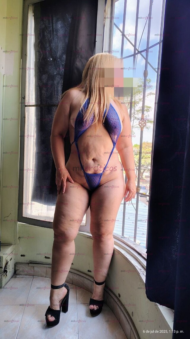 FOTOS DE HUFF ANDO ANTOJADISIMA DE ESTAR MAMANDO UNA VERGA BIEN SABROSA