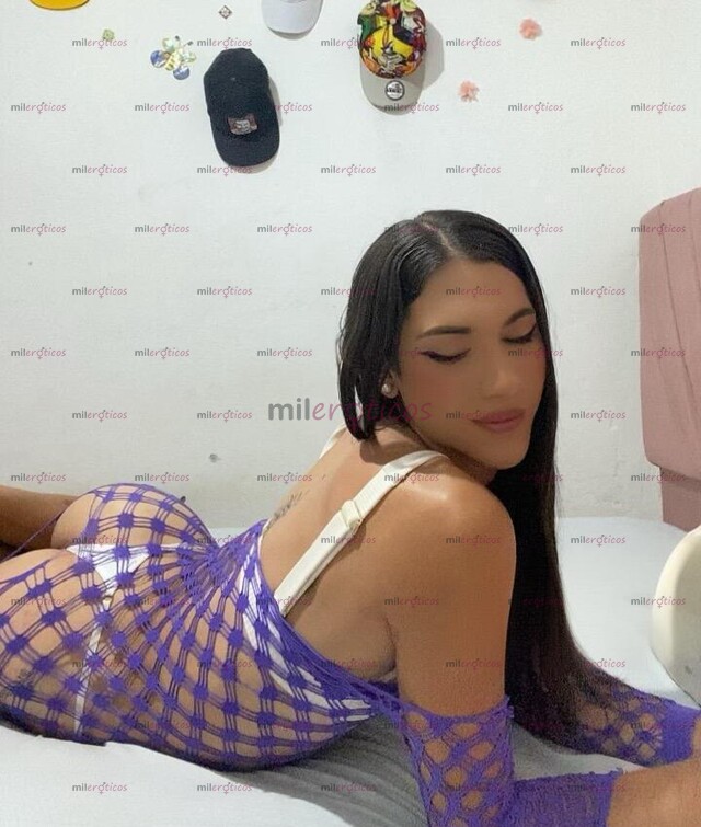 FOTOS DE LLÉNAME DE LECHE COMPLACIENTE BLANQUITA CON GANAS DE PASAR MOMENTOS INOLVIDABLES