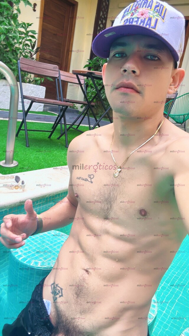 FOTOS DE EXCLUSIVO POLLO DISCRETO COLOMBIANO 24 HORAS DISPONIBLE