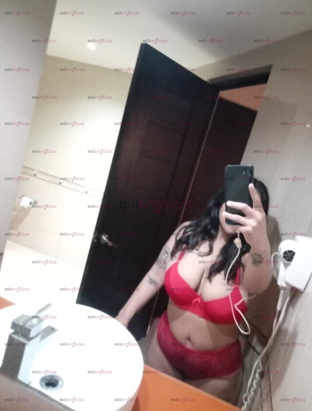 FOTOS DE HOLA SOY KENDRA, JOVENCITA DE 25 AÑOS TETONA, QUE LE ENCANTA EL ANAL