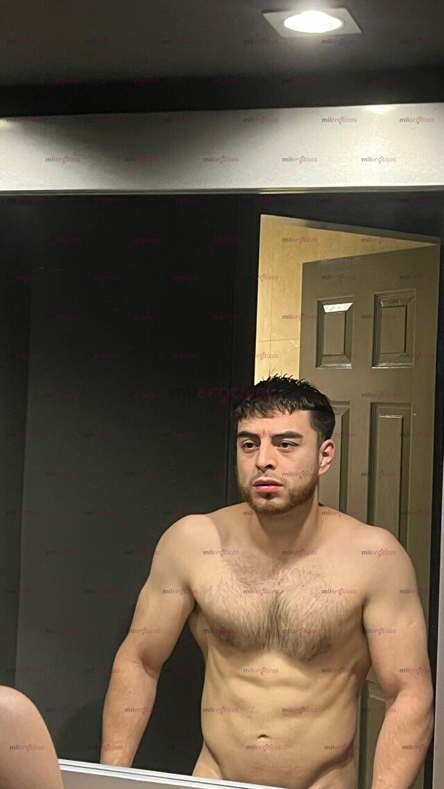 FOTOS DE PROFESSIONAL COMPANION BILINGUAL MALE ESCORT