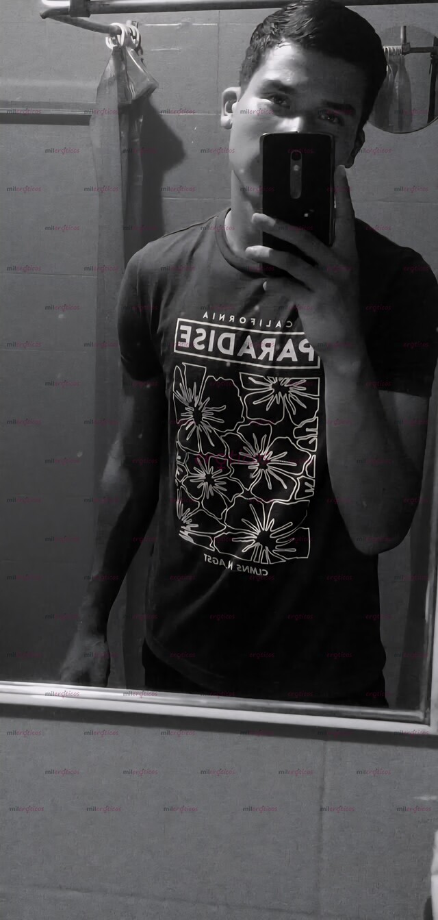 FOTOS DE KEVIN 22 AÑOS CON GANAS DE EXPERIMENTAR Y FANTASIAR