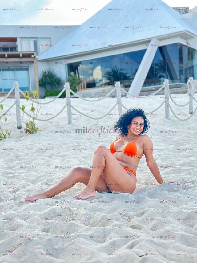 FOTOS DE IMAGINA A ESTE CHOCOLATITO CHUPANDOTELA!!!