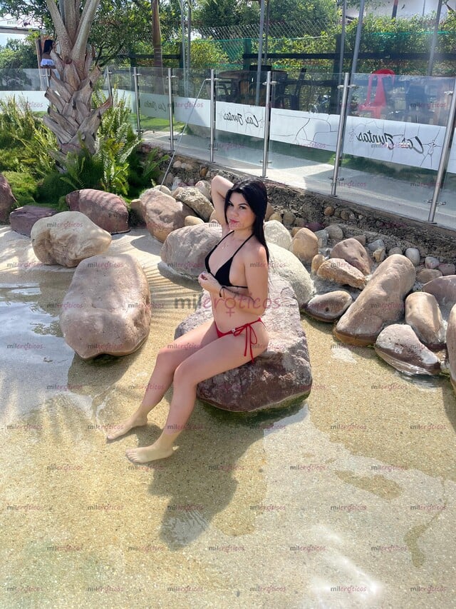 FOTOS DE SEXY Y MUY CALIENTE CON GANAS DE CUMPLIR TUS FANTASIAS FOTOS REALES EMMA