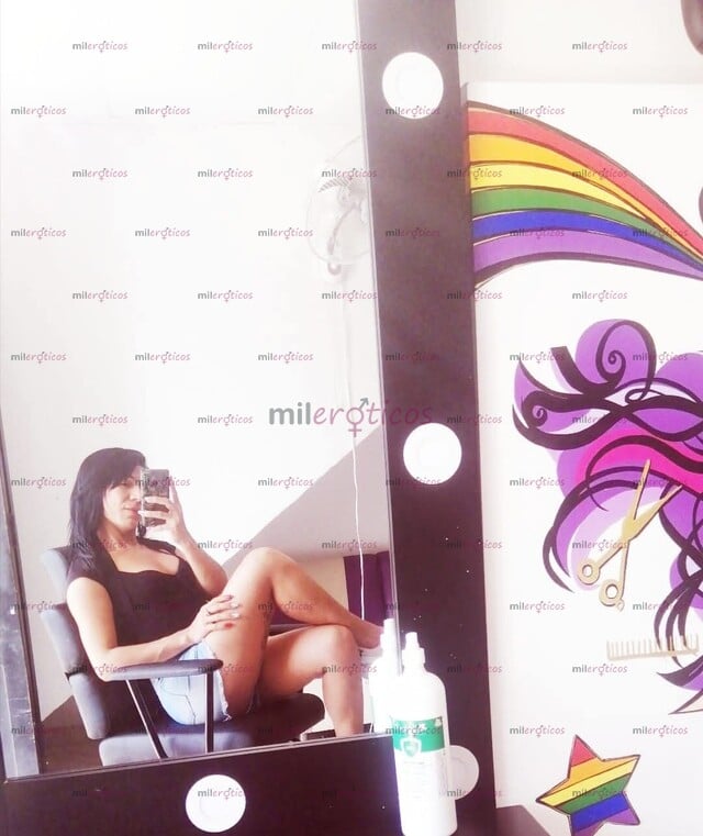 FOTOS DE EXCITANTE CHICA TRANS DESCOMPLICADA VERSÁTIL FEMENINA CACHONDA