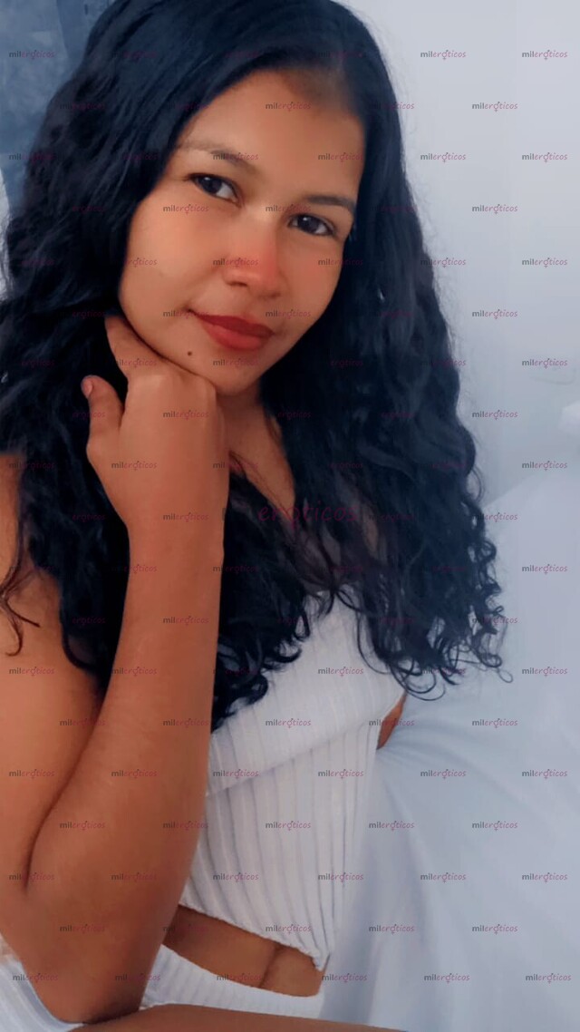 FOTOS DE TENGO 18 AÑOS CON GANAS DE APRENDER Y COMPLACERTE TUS FETICHES