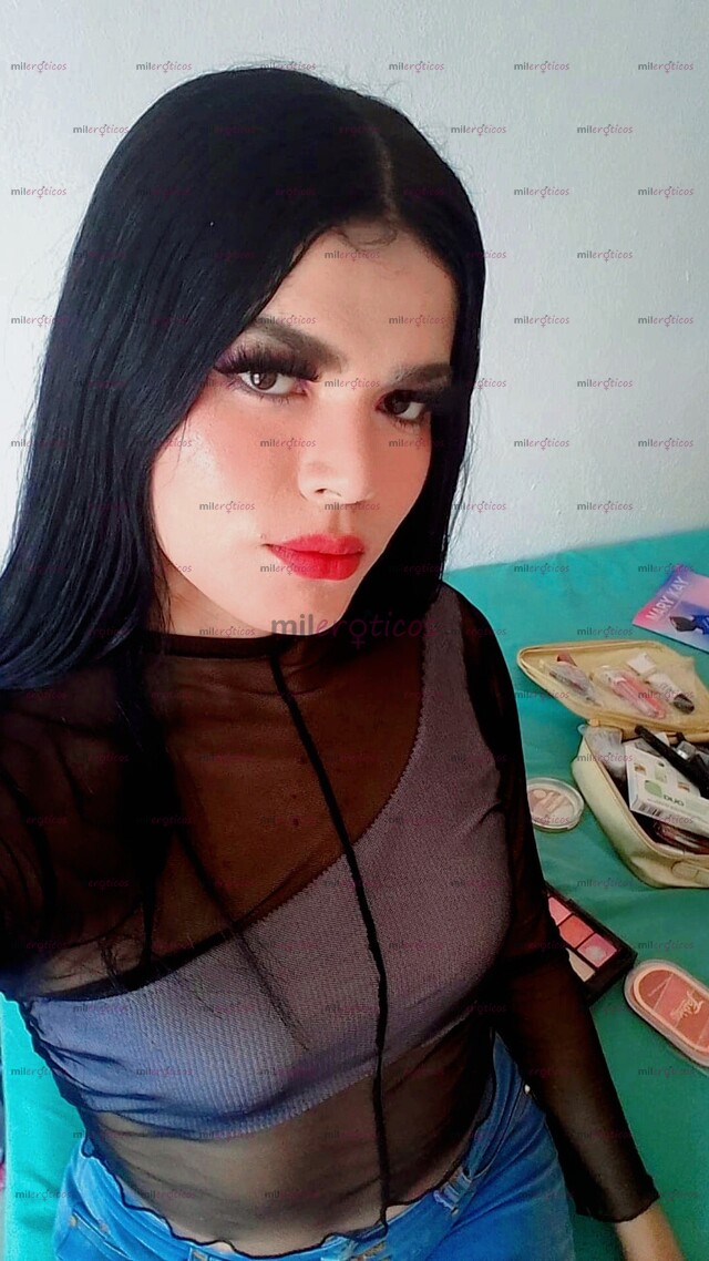 FOTOS DE NIÑA TRANS 18 AÑOS, CON EL CULOTE GRANDOTE PARA EXPRIMIRTE