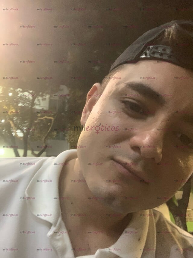 FOTOS DE HOLA UN GUSTO SALUDARTE SOY UN CHICO JOVEN ATLÉTICO, DISPUESTO A COMPLACERTE CUE