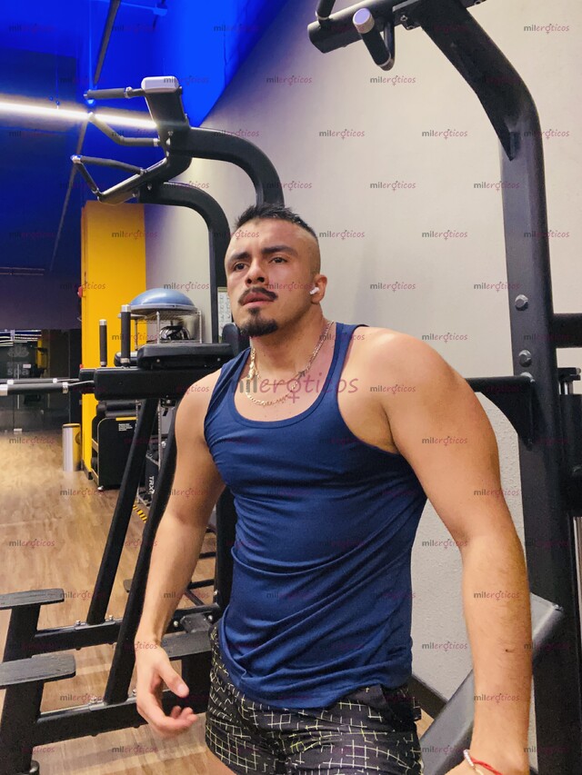 FOTOS DE PASIVO NALGON ATLETICO CALIENTE MAMADOR GUAPO