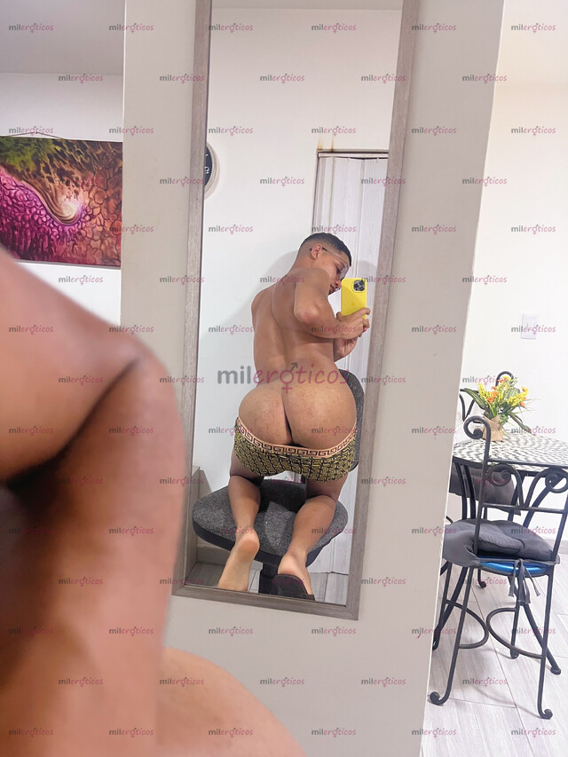 FOTOS DE WILL CHICO MORENO VERGÓN BIEN DOTADO Y CALIENTE