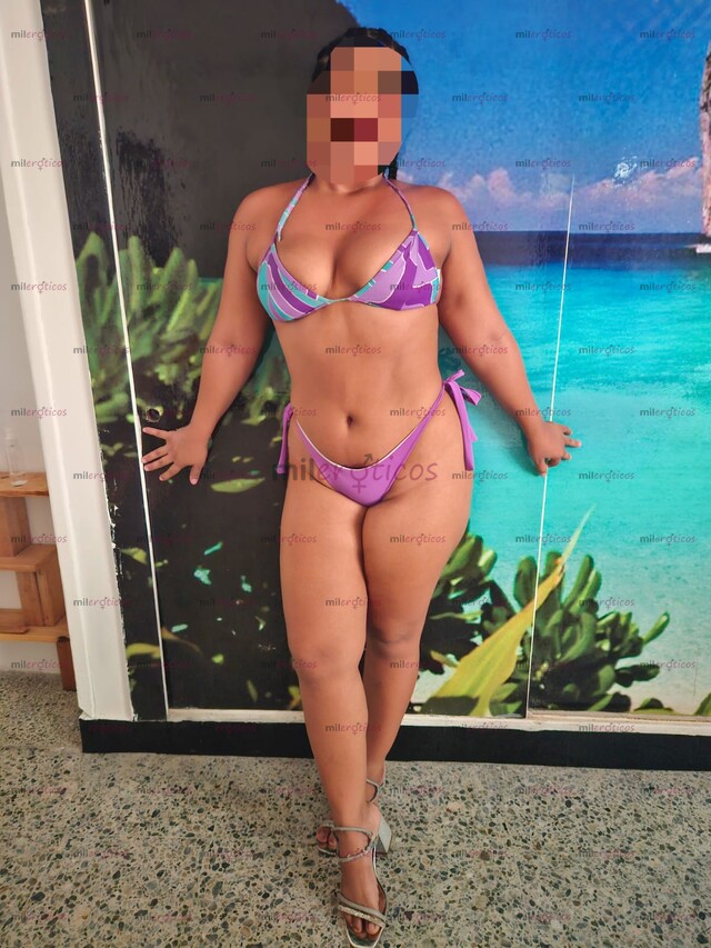 FOTOS DE HOLA AMOR SOY SHARON HERMOSA MORENA ALTA 20 AÑOS