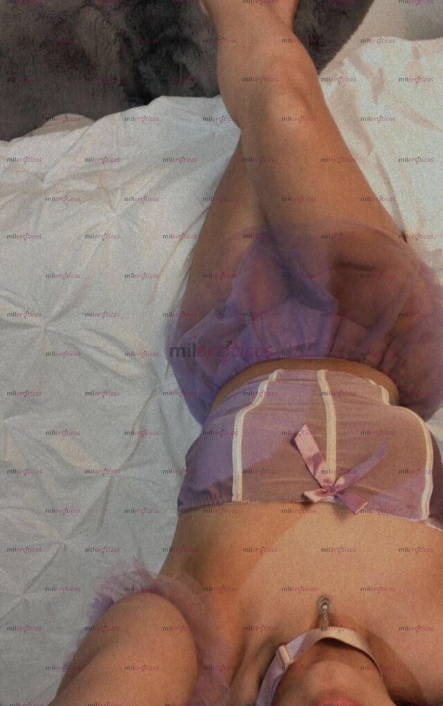 FOTOS DE HOLA SOY KARLA PAPI ESTOY BIEN CACHONDA , SEDIENTA DE LECHITA ,DAME PLACER