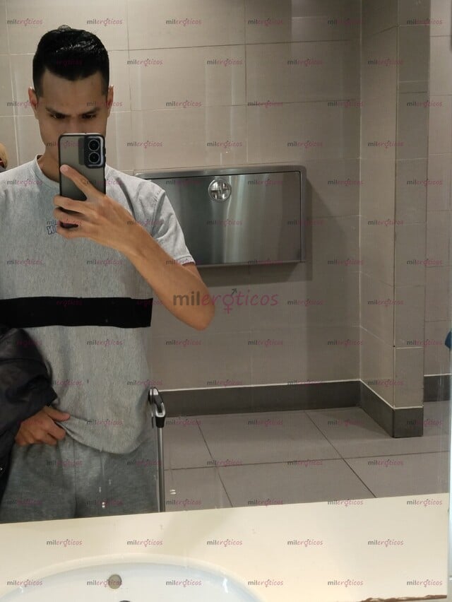 FOTOS DE ACTIVO VERGON MASCULINO FLACO VENEZOLANO DISPONIBLE