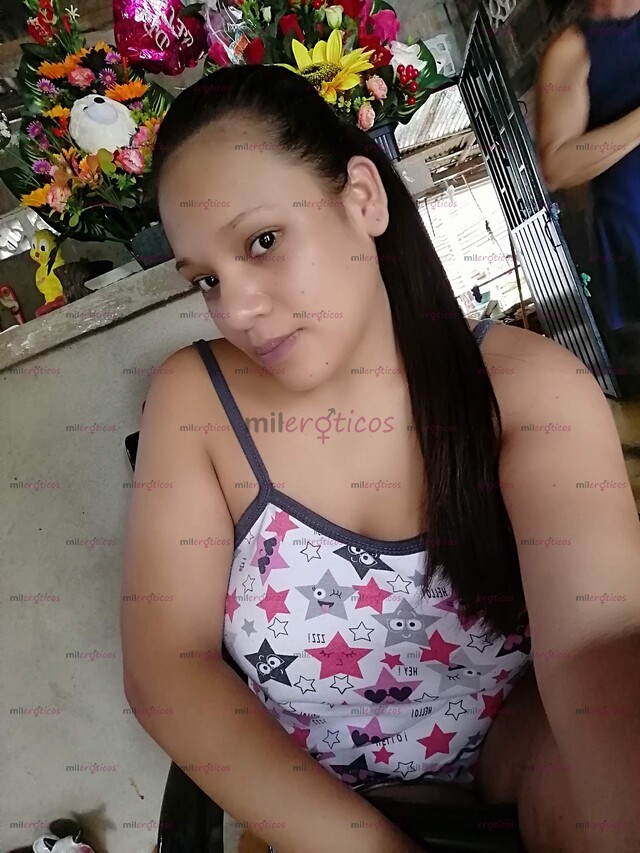 FOTOS DE MELISA RICA MORENA CON UN RICO Y JUGOSOS ATRIBUTOS PARA UN EXCELENTE ENCUENTRO
