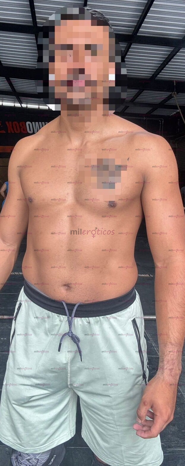 FOTOS DE JOVEN GIGOLÓ PAISA SOLO MUJERES Y PAREJAS