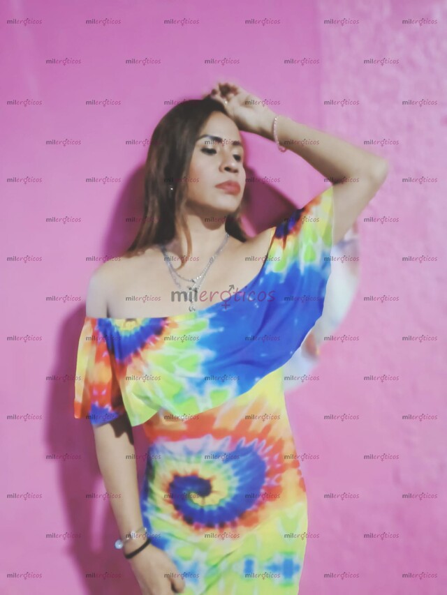 FOTOS DE SOLO UNAS HORAS AQUÍ HOLA ME LLAMO LAURA ESTOY PARA TI DISPONIBLE CON LUGAR