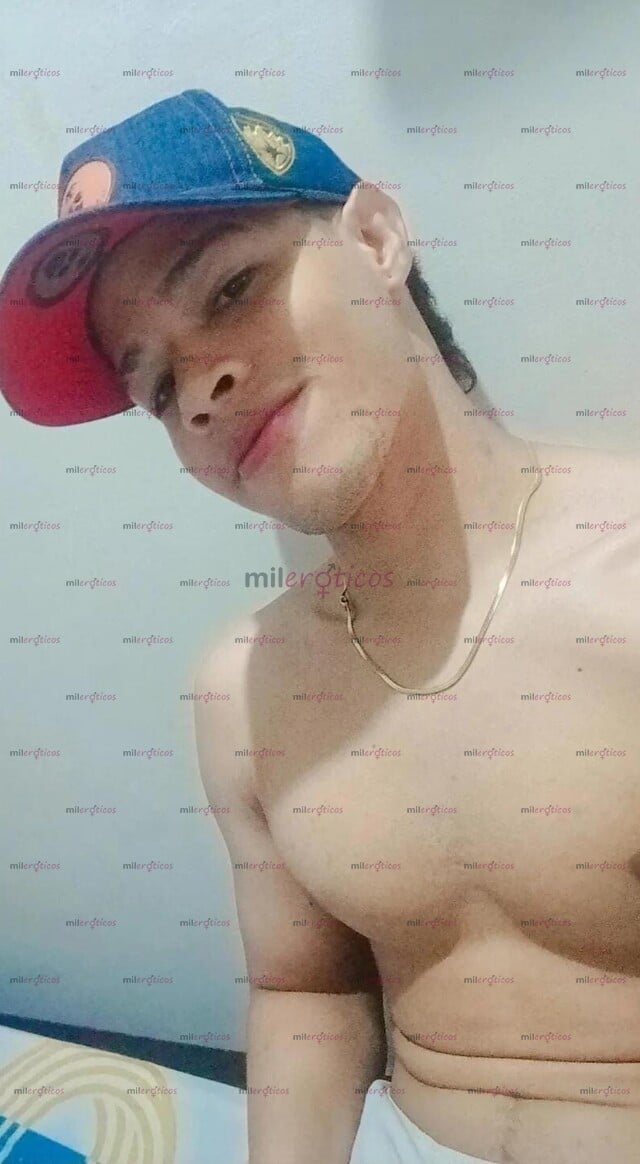 FOTOS DE SOY UN CHICO SUPER ATLÉTICO LISTO PARA COMPLACERTE A TI ACTIVO VERGÓN