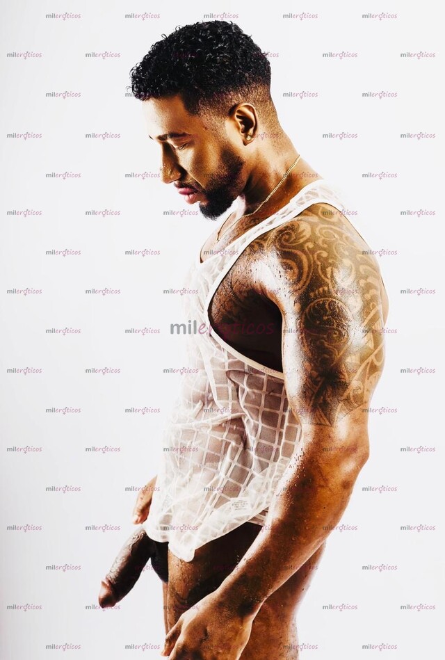 FOTOS DE SOY SOLO ACTIVO 1000% CUBANO Y NEGRO 22,CM Y GRUEZA PINGA Y 1:77 ALTURA