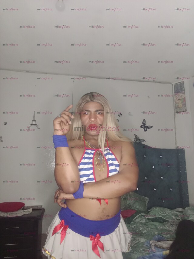 FOTOS DE NEGRA PUTA ARRECHA Y CON GANAS DE MUCHO PENE EN MI COLA DISPUESTA