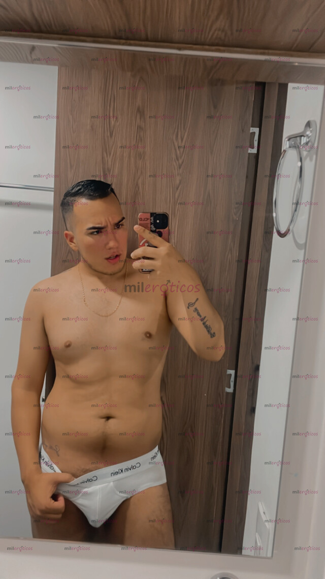 FOTOS DE MATEO CHICO VERSÁTIL RICO JOVEN COMPLACIENTE