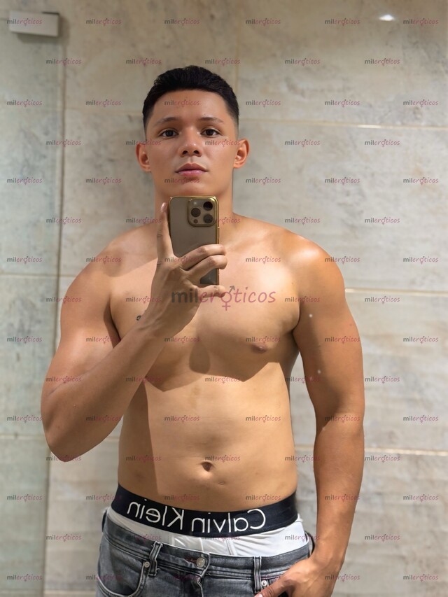 FOTOS DE PARCERO VARONIL VERGA GRANDE DISPUESTO A TODO 21 CM LECHERO