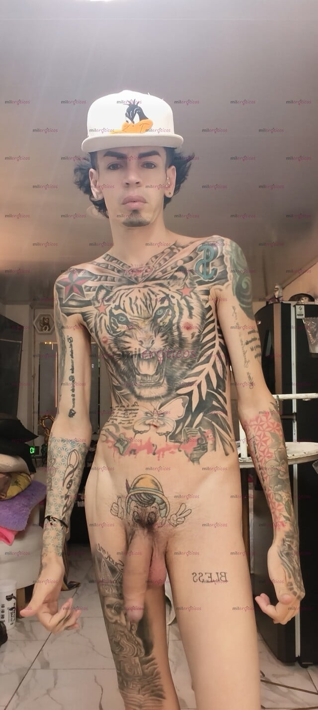 FOTOS DE FLACO ACTIVO BLANCO TATUADO MORBOSO FETICHERO