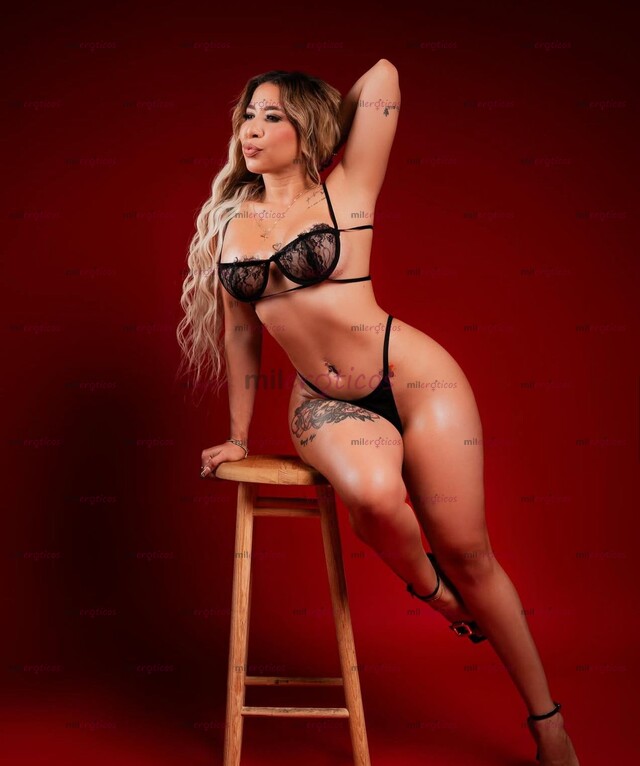 FOTOS DE RUBIA ARDIENTE VIP CUERPO TORNEADO MUY COMPLACIENTE