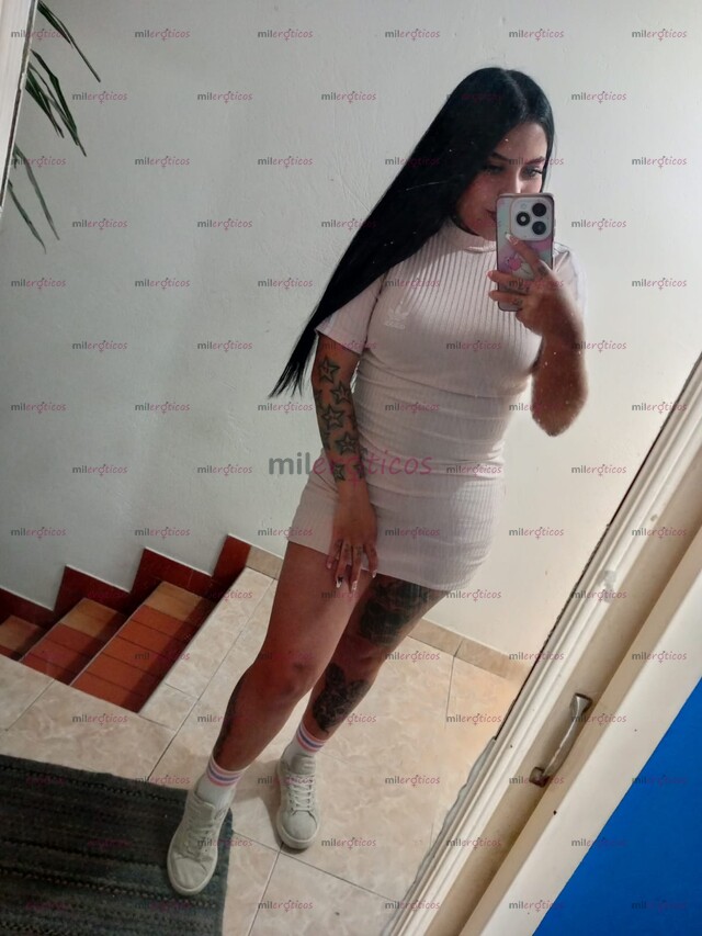 FOTOS DE HERMOSA PELINEGRA, DISPUESTA A COMPLACERTE EN TUS DESEOS SEXUALES