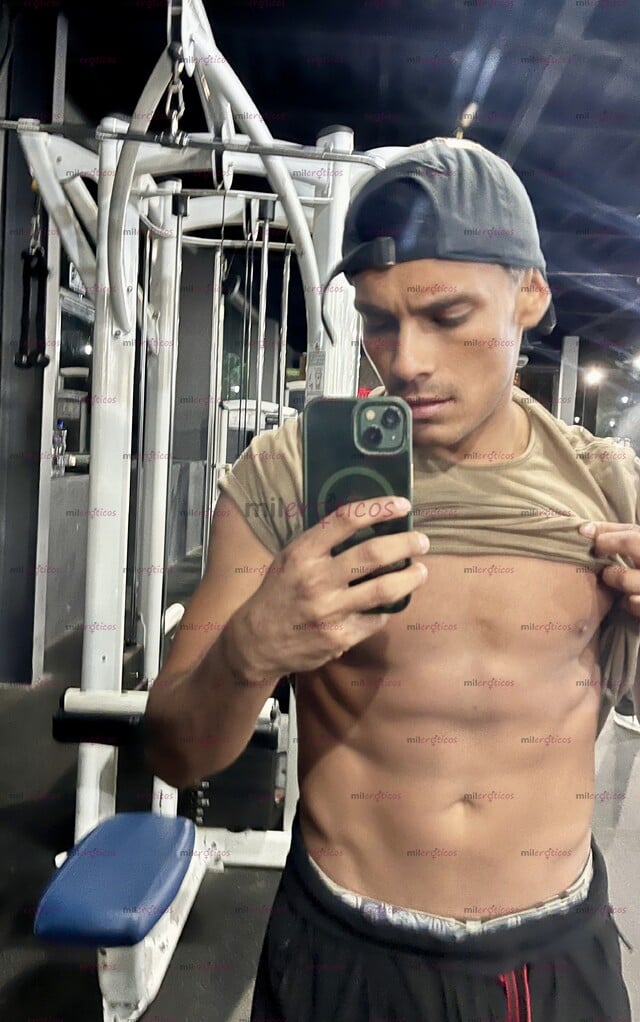 FOTOS DE ÚLTIMOS DÍAS EN MEXICO SCORT MASAJISYA COLOMBIANO MACHO VARONIL CON BUENA VERGA
