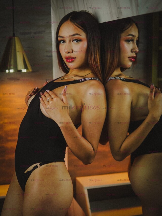FOTOS DE PURA ELEGANCIA CON CURVAS IRRESISTIBLES Y ADEMAS DE ESO SEXY Y EXPLOSIVA