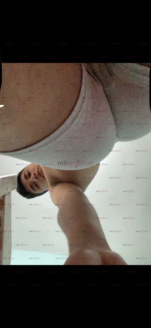 FOTOS DE MORRITO GAY DE 18 AÑOS DE EDAD, MUY COMPLACIENTE Y MUY CACHONDO Y CALIENTE