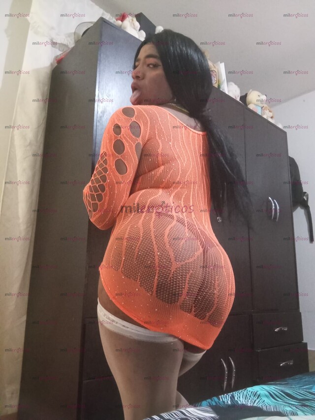 FOTOS DE ARRECHA CON GANAS DE ESTRENAR TU VERGA GRANDE Y GRUESA