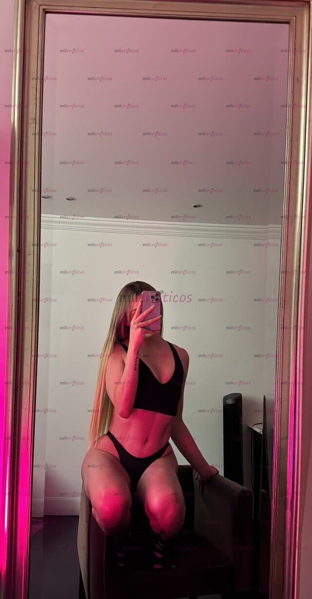 FOTOS DE HOLA!! MI NOMBRE ES ABRIL , RUBIA OJOS CLAROS Y CUERPO NATURAL .