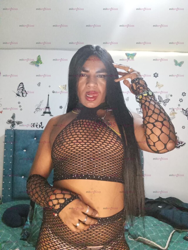 FOTOS DE ARRECHA CON GANAS DE ESTRENAR TU VERGA GRANDE Y GRUESA