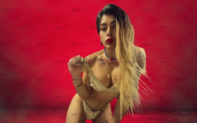 FOTOS DE ÚLTIMOS DÍAS IMPRESIONANTE SHEMALLE PARA CABALLEROS EXIGENTES