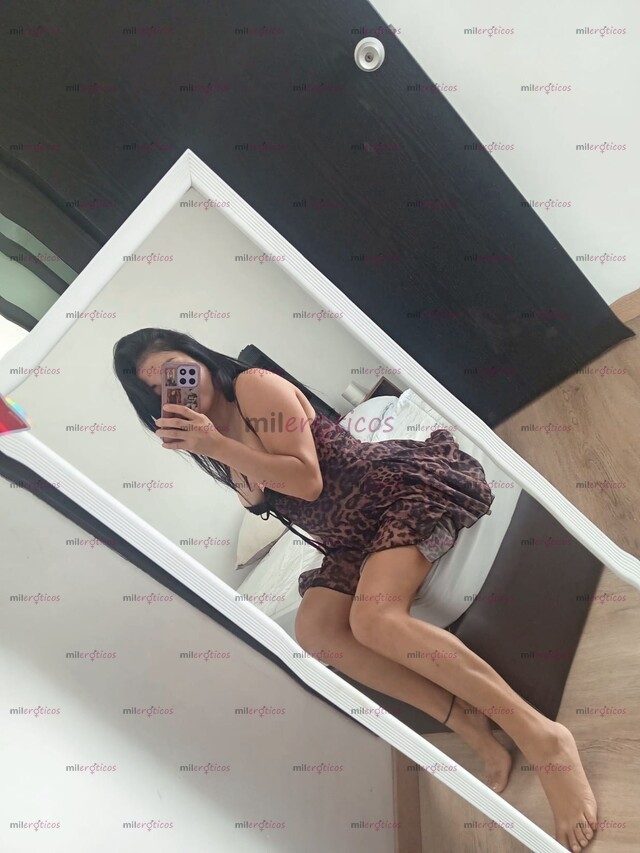 FOTOS DE TALLA 3.... RICA FLAQUITA, PECHOS FIRMES