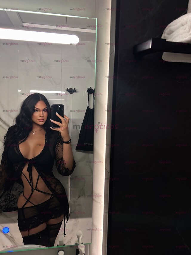 FOTOS DE CON LUGAR MODELO EXPLOSIVA, BIEN CALIENTE