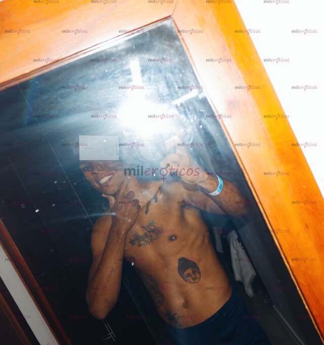 FOTOS DE DE NUEVO, TU MACHO MORENO VERGON, LECHERO, MUY ARRECHO